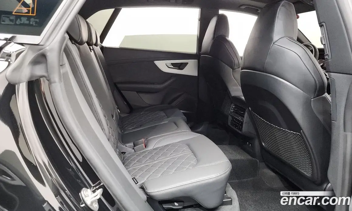 Audi Q8 2025 3.0 автомат (гидро), фото 18 Audi Q8 2025 3.0 автомат (гидро), фото 18