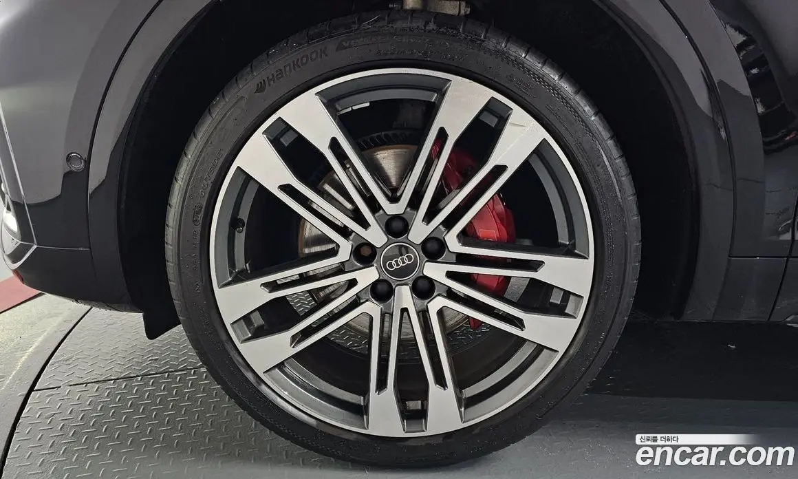 Audi SQ5 2021 3.0 автомат (гидро), фото 4 Audi SQ5 2021 3.0 автомат (гидро), фото 4
