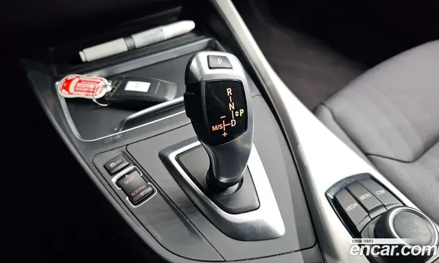 BMW 1 серия 2017 2.0 автомат (гидро), миниатюра 12