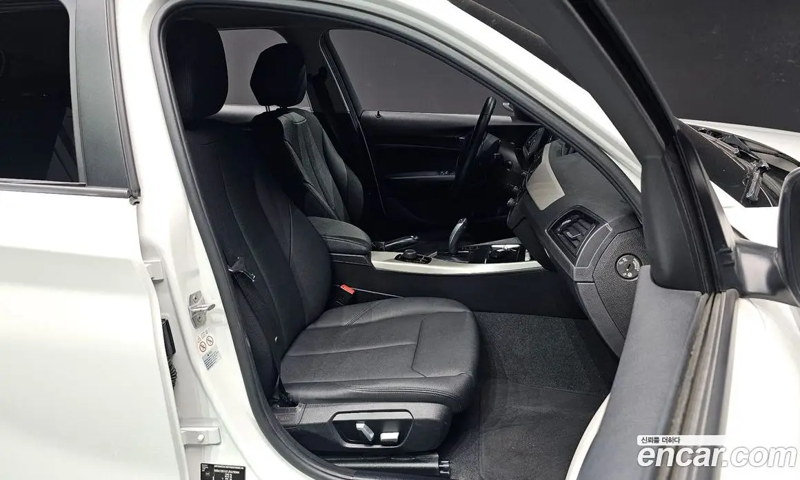 BMW 1 серия 2017 2.0 автомат (гидро), фото 18