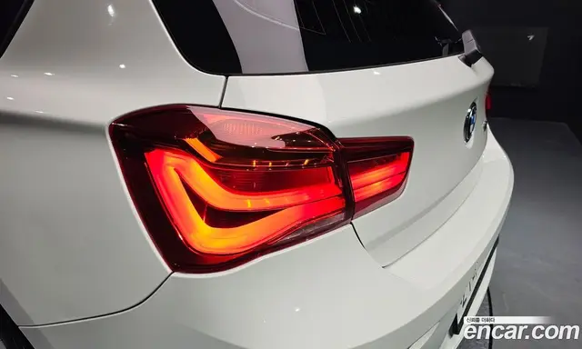BMW 1 серия 2017 2.0 автомат (гидро), миниатюра 9