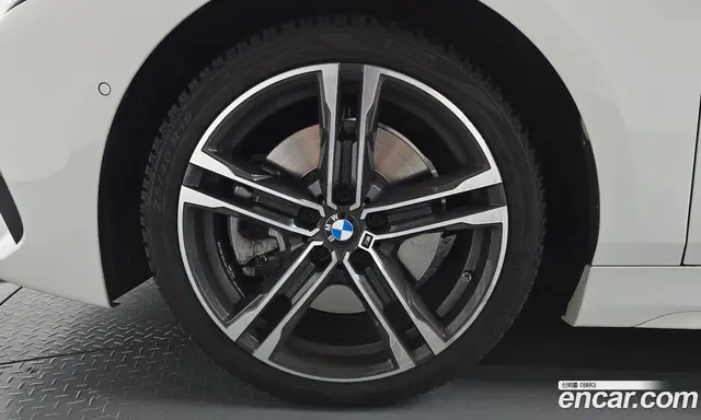 BMW 1 серия 2023 2.0 автомат (гидро), миниатюра 4 BMW 1 серия 2023 2.0 автомат (гидро), миниатюра 4