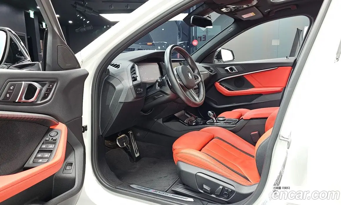 BMW 1 серия 2023 2.0 автомат (гидро), фото 13 BMW 1 серия 2023 2.0 автомат (гидро), фото 13