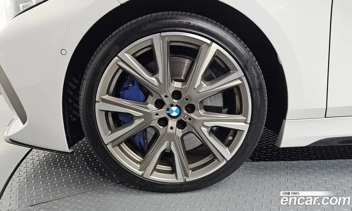 BMW 1 серия 2023 2.0 автомат (гидро), фото 5 BMW 1 серия 2023 2.0 автомат (гидро), фото 5