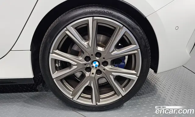 BMW 1 серия 2023 2.0 автомат (гидро), миниатюра 7 BMW 1 серия 2023 2.0 автомат (гидро), миниатюра 7