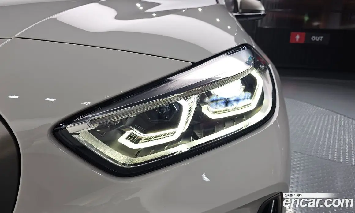 BMW 1 серия 2023 2.0 автомат (гидро), фото 8 BMW 1 серия 2023 2.0 автомат (гидро), фото 8