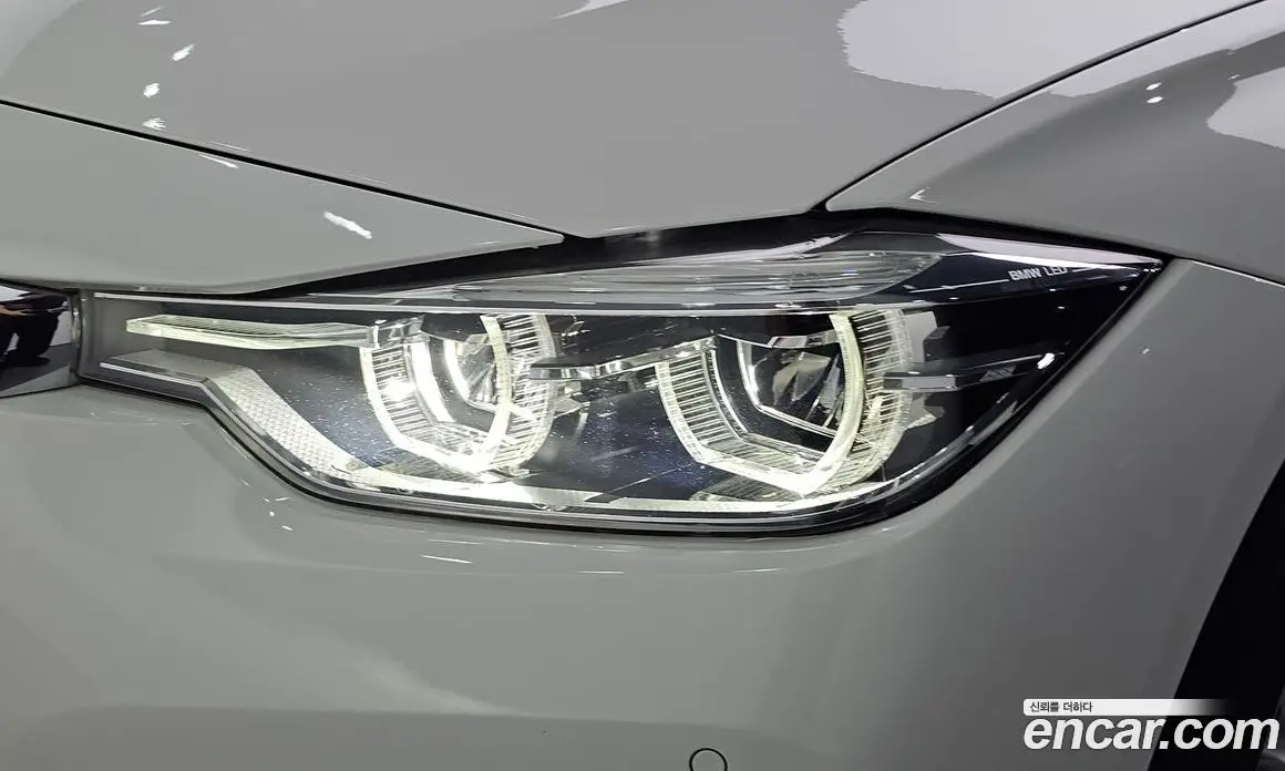 BMW 3 серия 2018 2.0 автомат (гидро), фото 8
