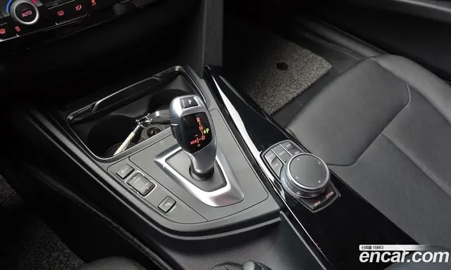 BMW 3 серия 2018 2.0 автомат (гидро), миниатюра 12