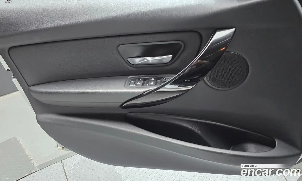 BMW 3 серия 2018 2.0 автомат (гидро), фото 14