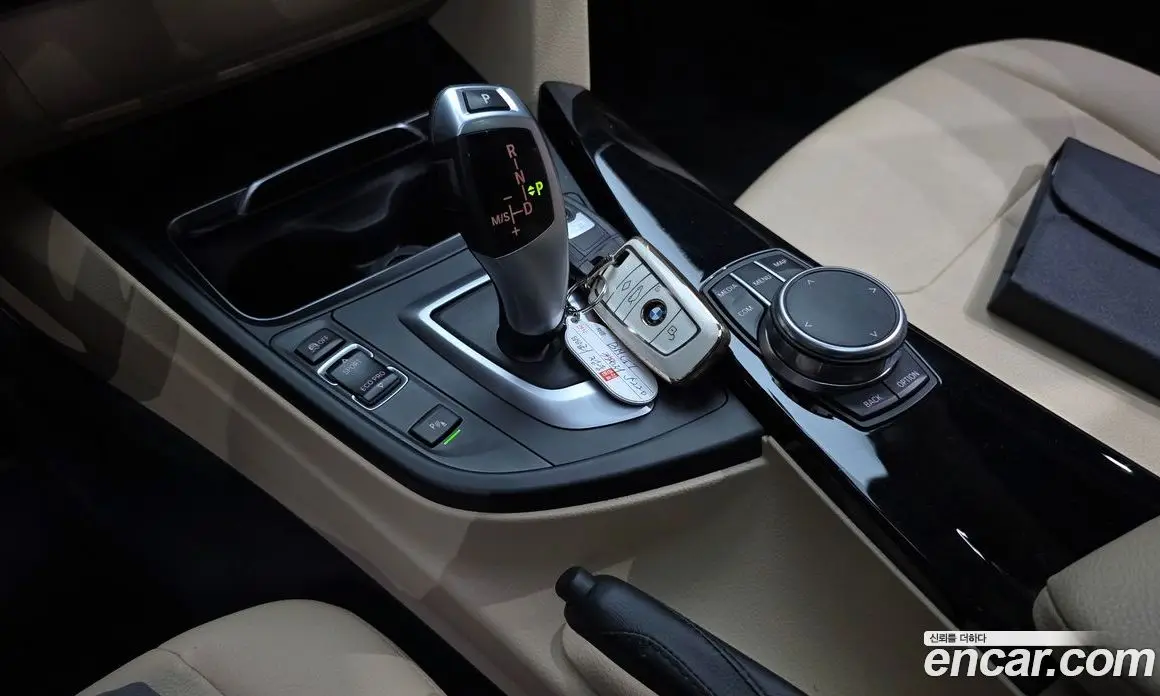 BMW 3 серия 2020 2.0 автомат (гидро), фото 12