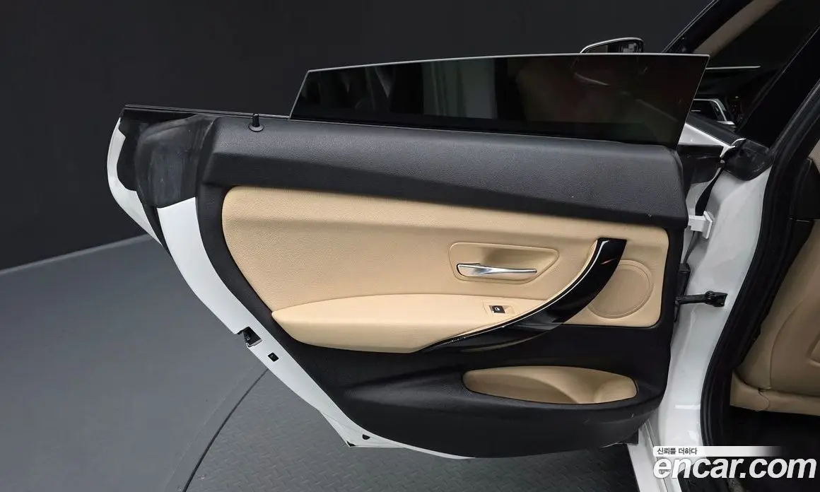 BMW 3 серия 2020 2.0 автомат (гидро), фото 15