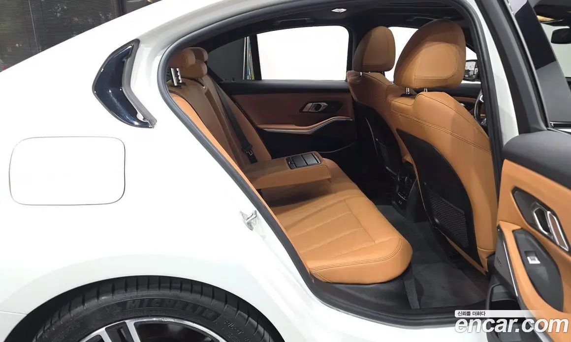 BMW 3 серия 2023 2.0 автомат (гидро), фото 16 BMW 3 серия 2023 2.0 автомат (гидро), фото 16