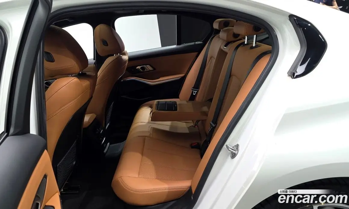 BMW 3 серия 2023 2.0 автомат (гидро), фото 17 BMW 3 серия 2023 2.0 автомат (гидро), фото 17