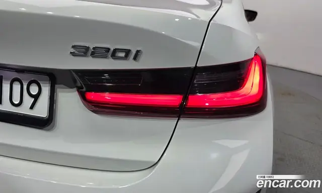 BMW 3 серия 2023 2.0 автомат (гидро), миниатюра 8 BMW 3 серия 2023 2.0 автомат (гидро), миниатюра 8