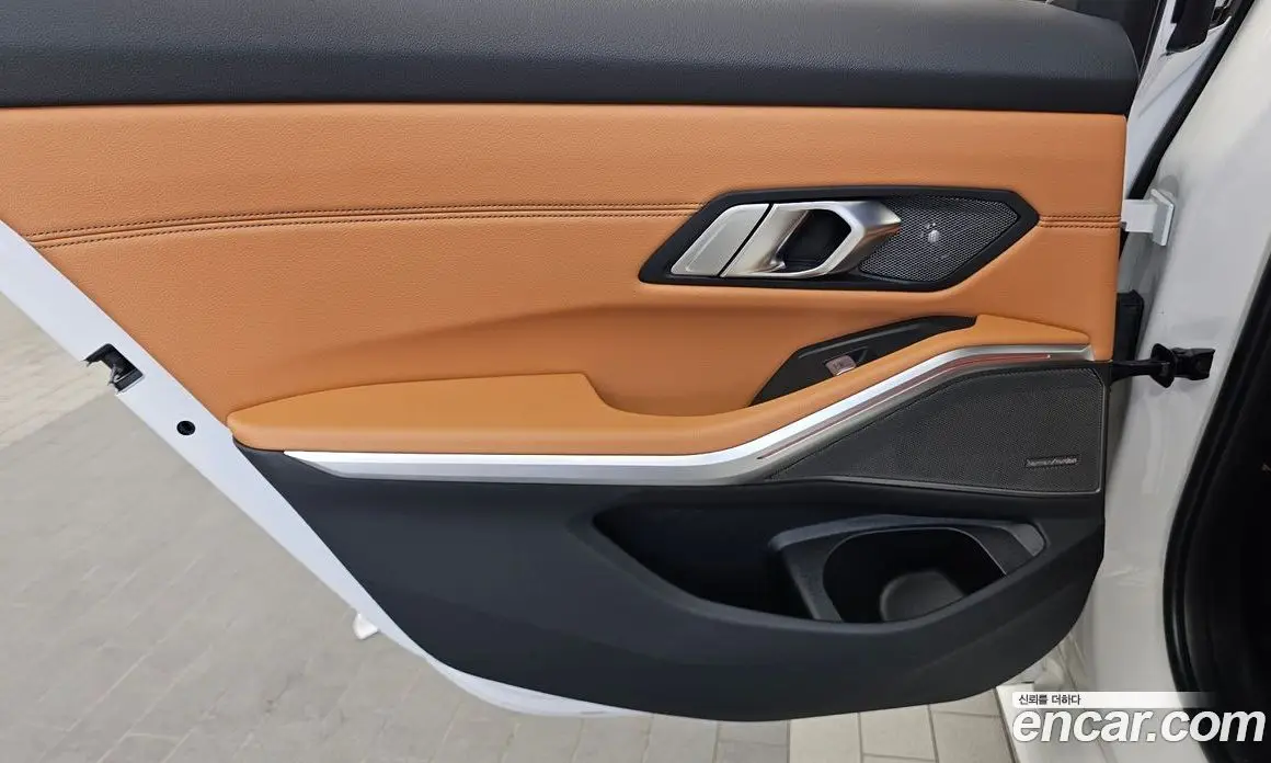 BMW 3 серия 2023 3.0 автомат (гидро), фото 15 BMW 3 серия 2023 3.0 автомат (гидро), фото 15