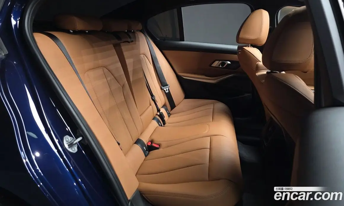 BMW 3 серия 2025 2.0 автомат (гидро), фото 16 BMW 3 серия 2025 2.0 автомат (гидро), фото 16