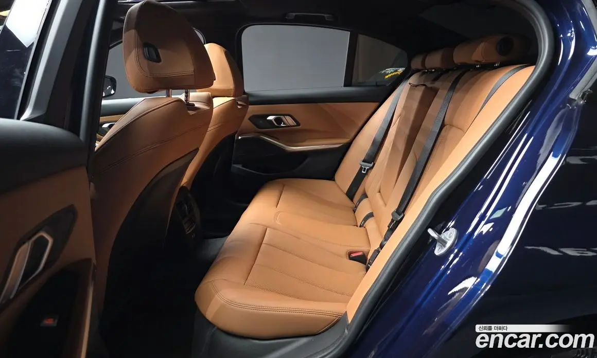 BMW 3 серия 2025 2.0 автомат (гидро), фото 18 BMW 3 серия 2025 2.0 автомат (гидро), фото 18
