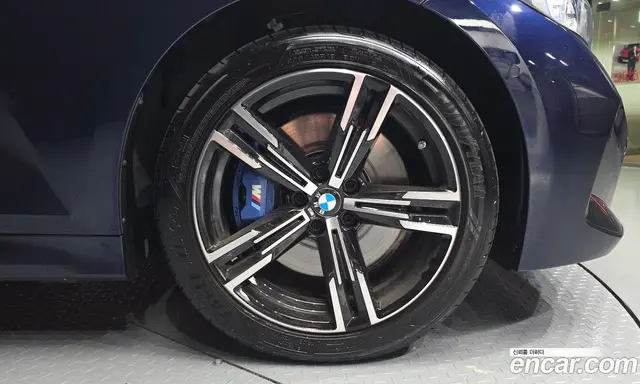 BMW 3 серия 2025 2.0 автомат (гидро), миниатюра 7 BMW 3 серия 2025 2.0 автомат (гидро), миниатюра 7