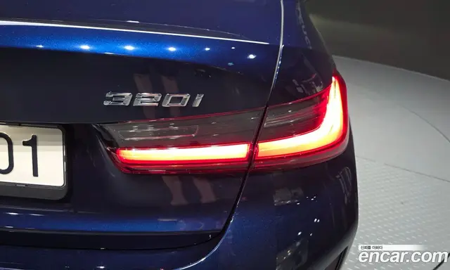 BMW 3 серия 2025 2.0 автомат (гидро), миниатюра 9 BMW 3 серия 2025 2.0 автомат (гидро), миниатюра 9