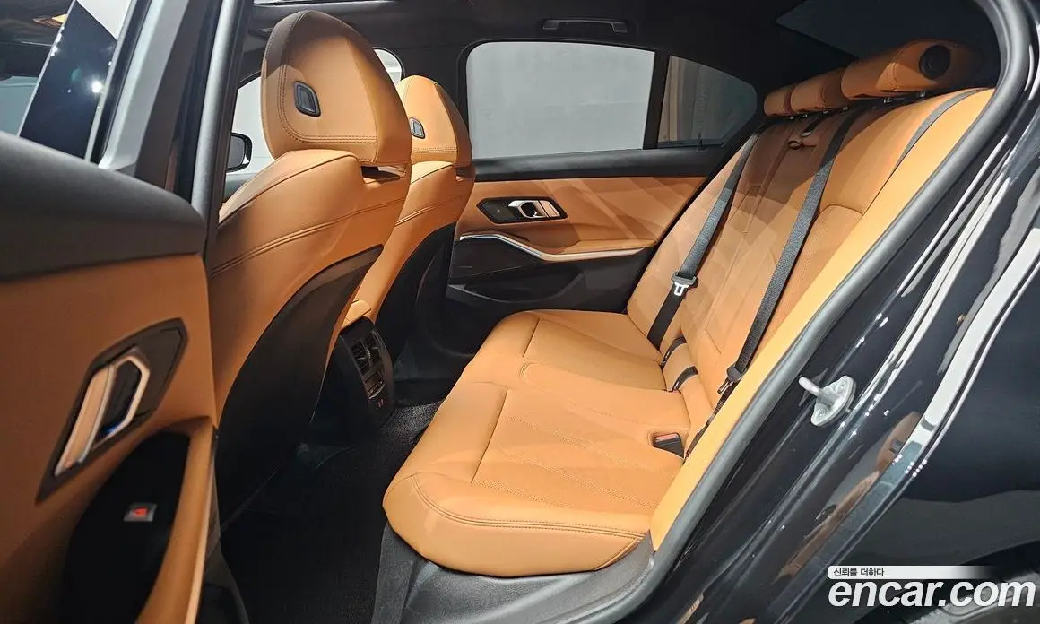 BMW 3 серия 2025 2.0 автомат (гидро), фото 16