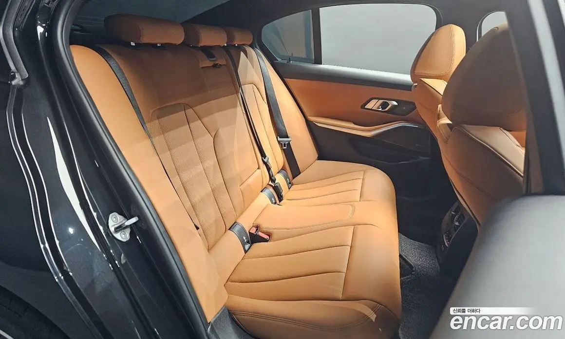 BMW 3 серия 2025 2.0 автомат (гидро), фото 18