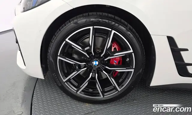 BMW 4 серия 2025 2.0 автомат (гидро), миниатюра 5 BMW 4 серия 2025 2.0 автомат (гидро), миниатюра 5