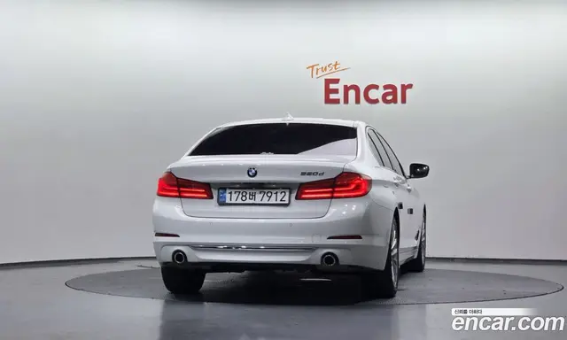 BMW 5 серия 2019 2.0 автомат (гидро), миниатюра 4