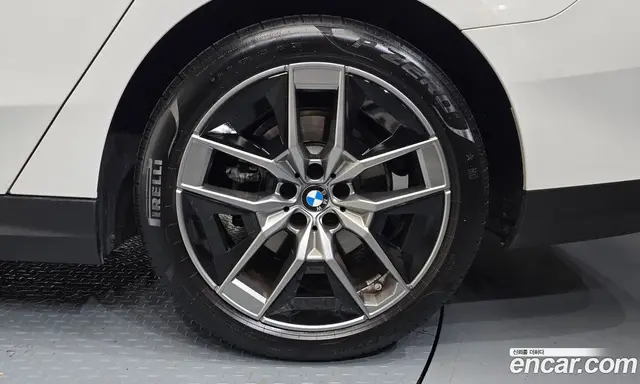 BMW 5 серия 2023 2.0 автомат (гидро), миниатюра 7