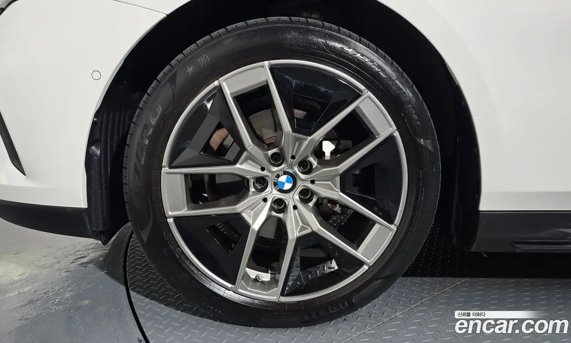 BMW 5 серия 2023 2.0 автомат (гидро), фото 10