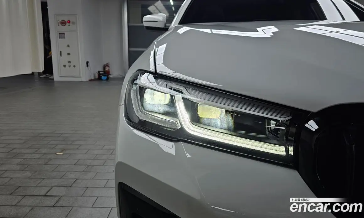 BMW 5 серия 2023 2.0 автомат (гидро), фото 8