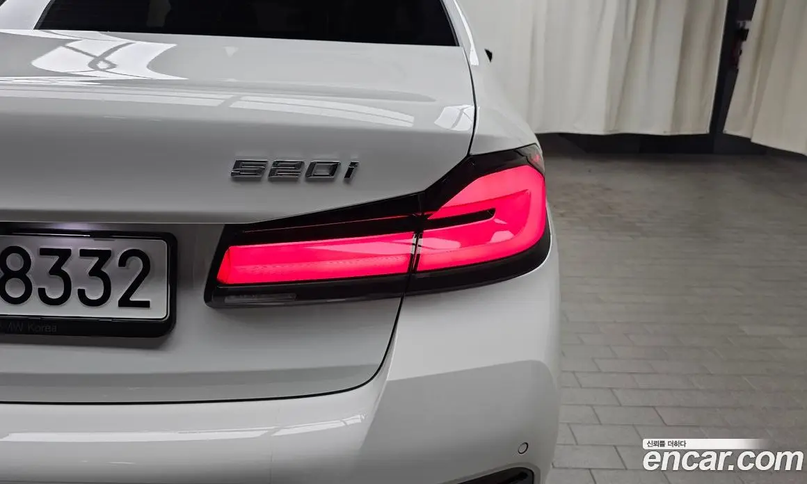 BMW 5 серия 2023 2.0 автомат (гидро), фото 9