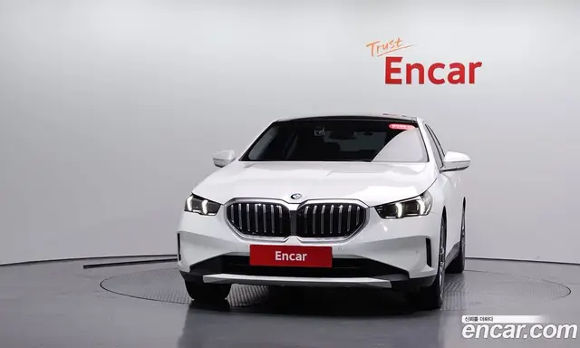 BMW 5 серия 2023 2.0 автомат (гидро), миниатюра 2