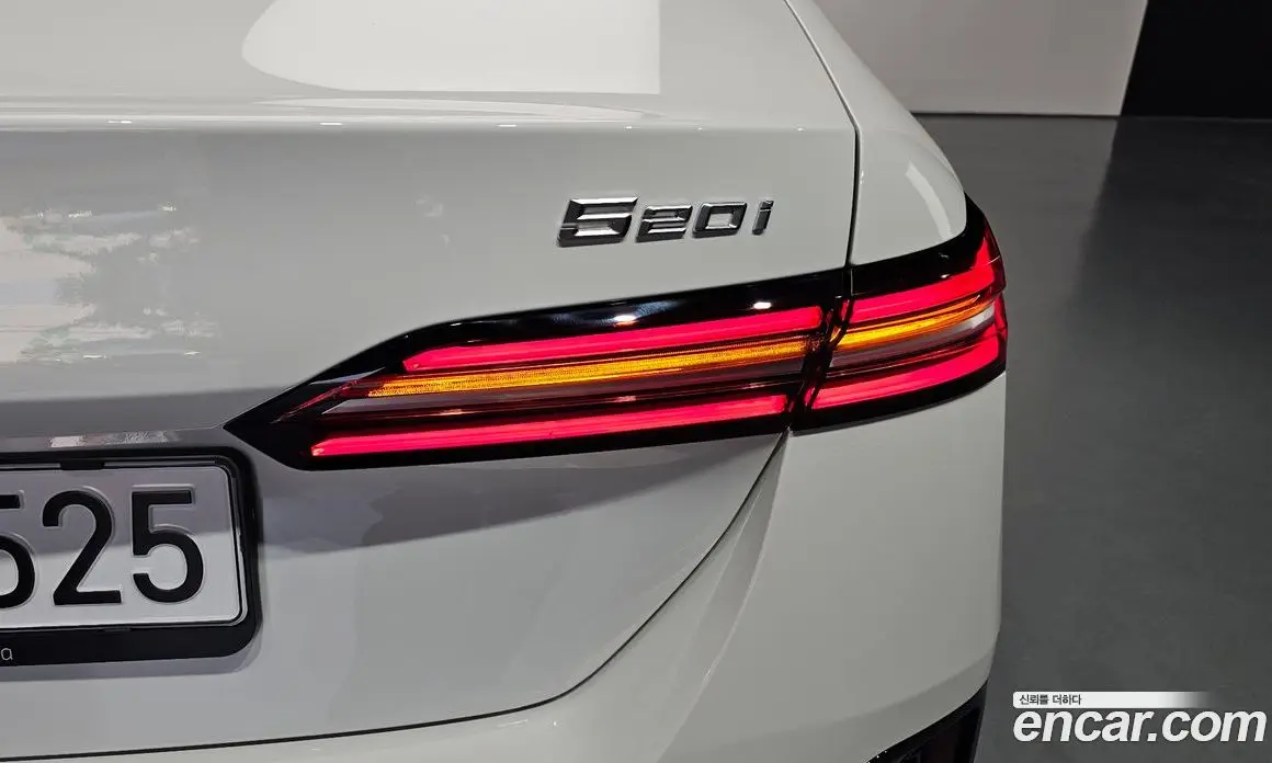 BMW 5 серия 2024 2.0 автомат (гидро), фото 8 BMW 5 серия 2024 2.0 автомат (гидро), фото 8