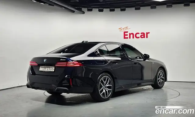 BMW 5 серия 2025 2.0 автомат (гидро), миниатюра 2