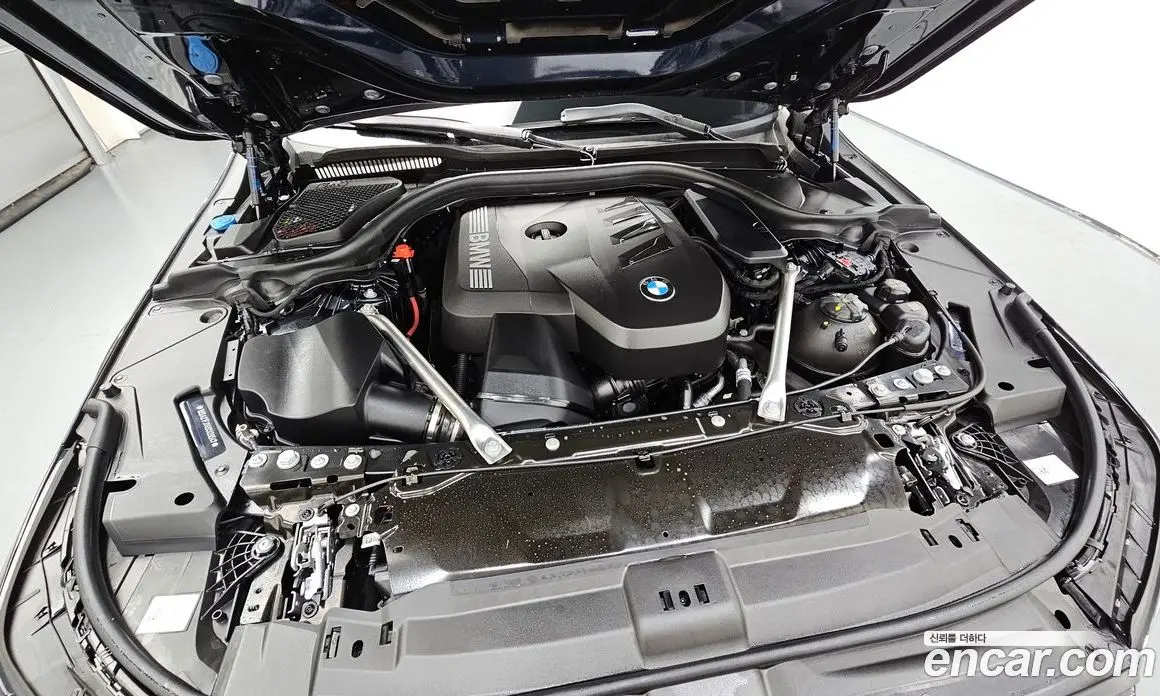 BMW 5 серия 2025 2.0 автомат (гидро), фото 6
