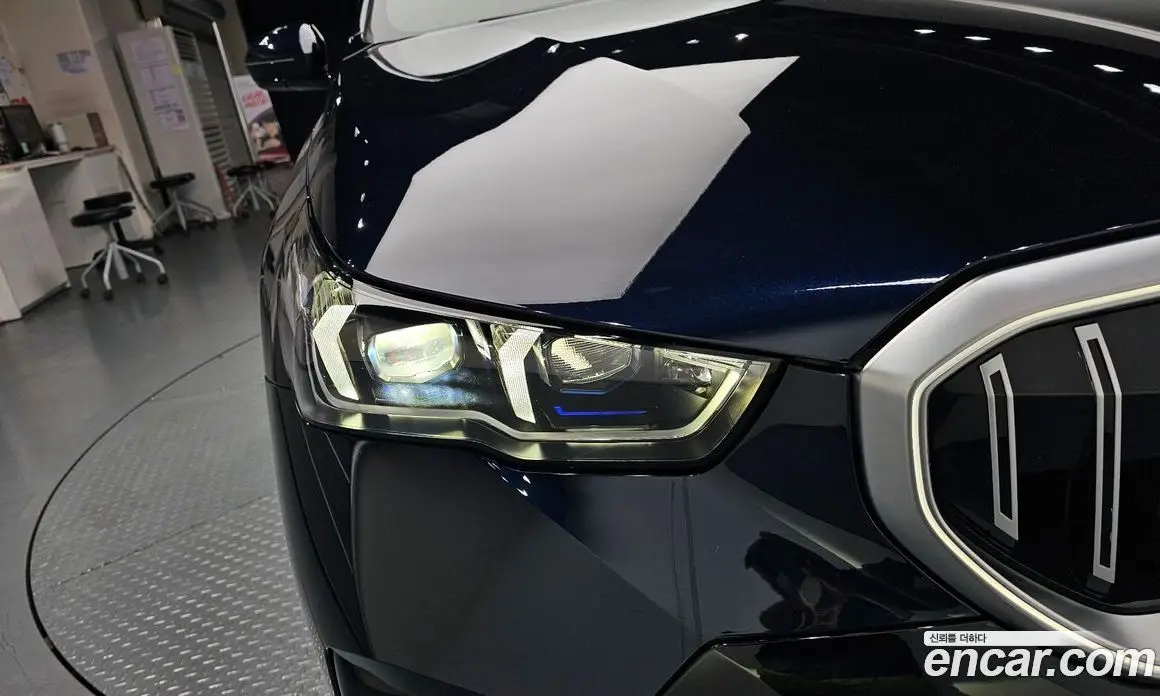 BMW 5 серия 2025 2.0 автомат (гидро), фото 8