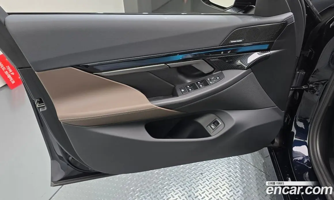 BMW 5 серия 2025 2.0 автомат (гидро), фото 14