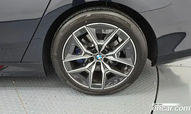 BMW 5 серия 2025 2.0 автомат (гидро), миниатюра 7