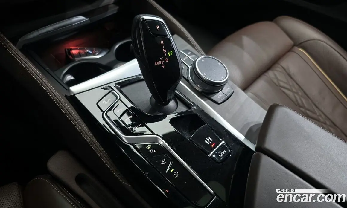 BMW 6 серия 2021 3.0 автомат (гидро), фото 9