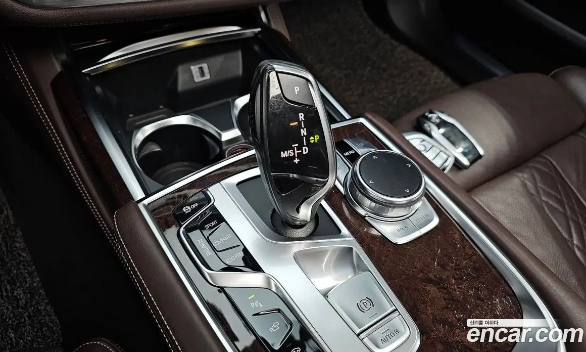 BMW 7 серия 2015 3.0 автомат (гидро), фото 11