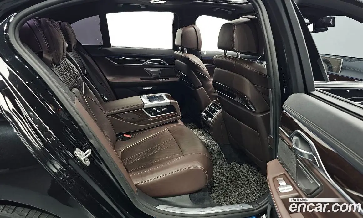BMW 7 серия 2015 3.0 автомат (гидро), фото 16