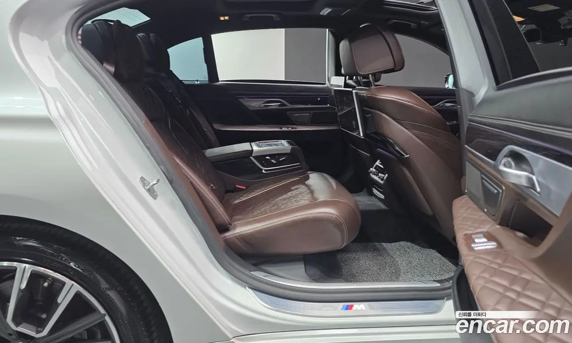 BMW 7 серия 2020 3.0 автомат (гидро), фото 18