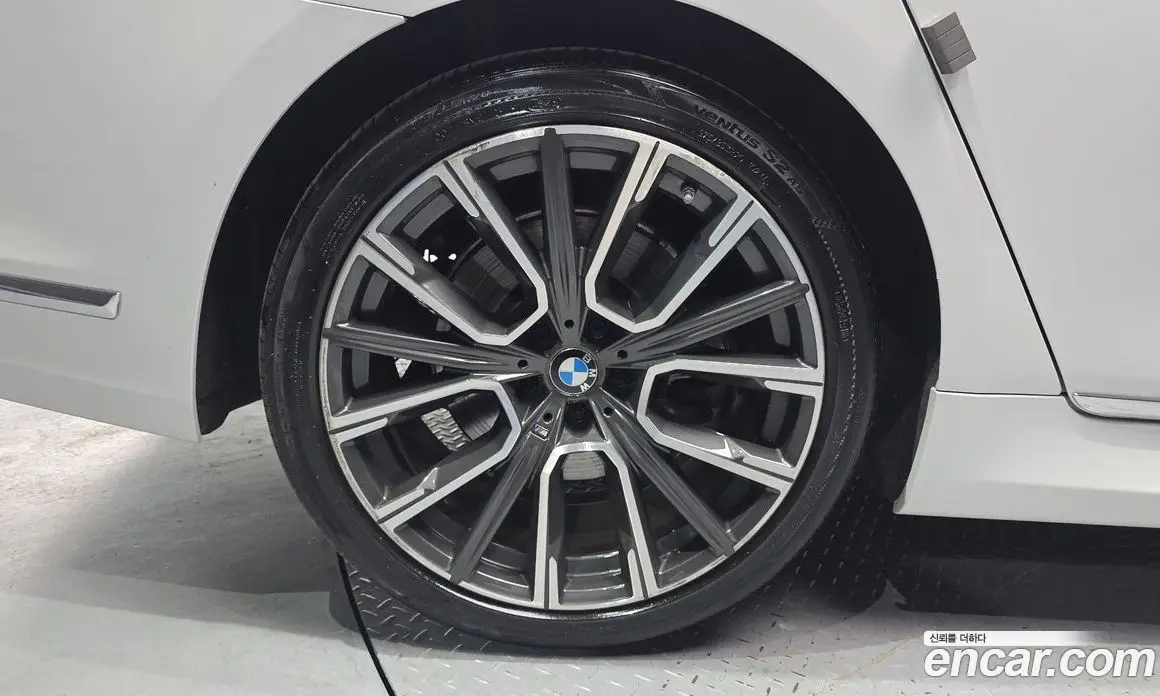 BMW 7 серия 2020 3.0 автомат (гидро), фото 5