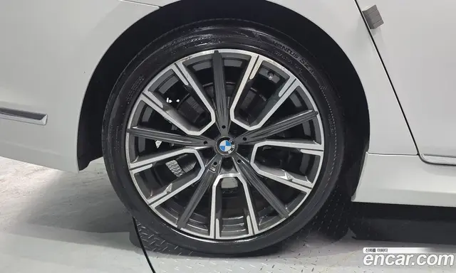 BMW 7 серия 2020 3.0 автомат (гидро), миниатюра 5