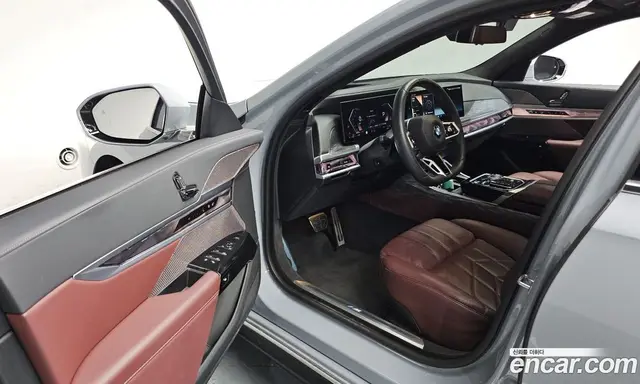 BMW 7 серия 2023 3.0 автомат (гидро), миниатюра 12