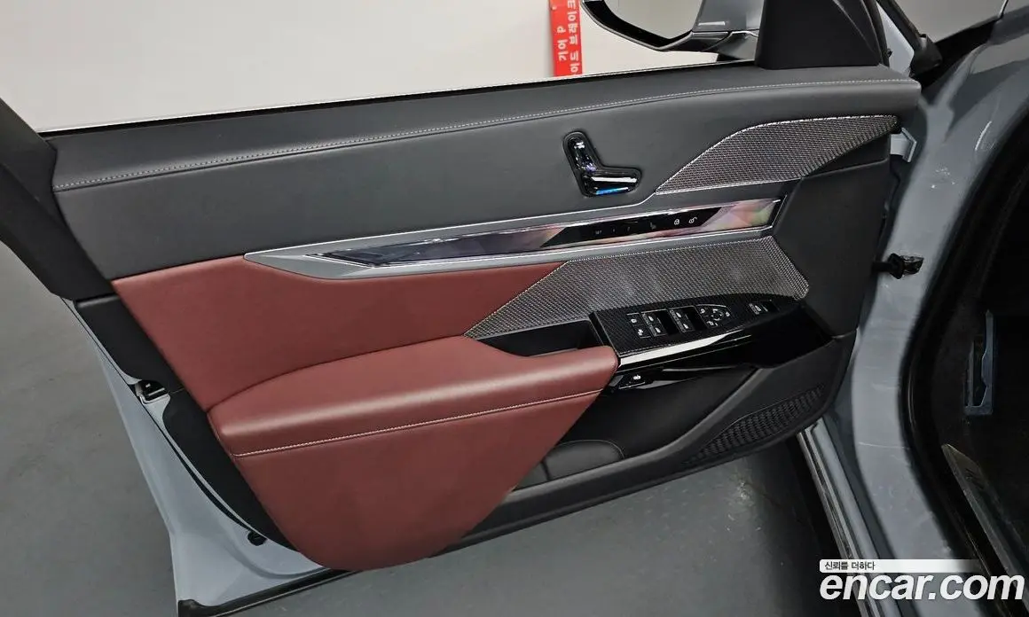 BMW 7 серия 2023 3.0 автомат (гидро), фото 13