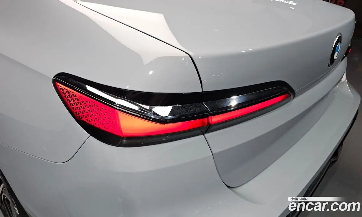 BMW 7 серия 2023 3.0 автомат (гидро), фото 8