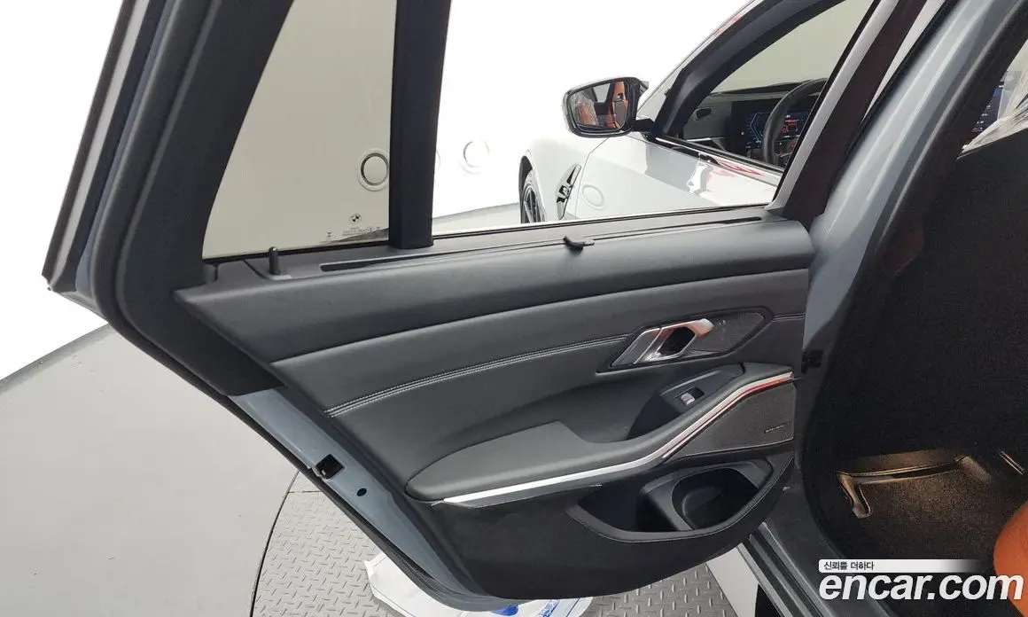 BMW M3 2024 3.0 автомат (гидро), фото 15