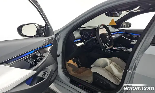 BMW M5 2025 4.4 автомат (гидро), миниатюра 12