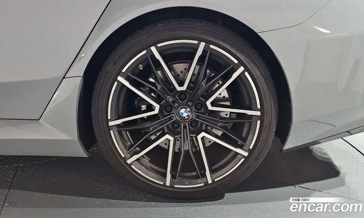 BMW M5 2025 4.4 автомат (гидро), фото 6 BMW M5 2025 4.4 автомат (гидро), фото 6